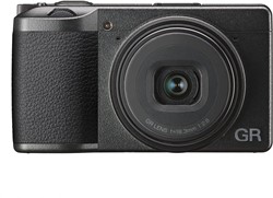 Pentax Ricoh GR III