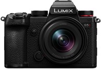 Panasonic LUMIX S5D Black + S 18-40mm f/4.5-6.3