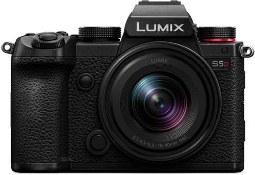 Panasonic LUMIX S5D Black + S 18-40mm f/4.5-6.3