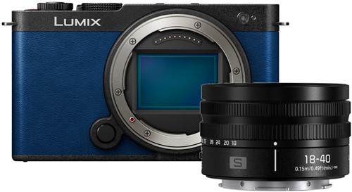 Panasonic Lumix S9 Night Blue + S 18-40mm f/4.5-6.3