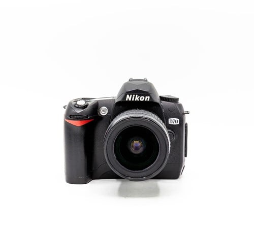 Nikon D70 + 28-80mm f/3.5-5.6 (10.698 clicks) (occ_5896)