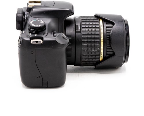 Canon EOS 1100D + Tamron 18-200mm