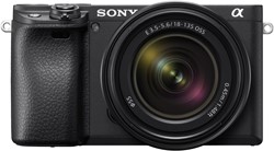 Sony a6400 + SEL 18-135 Zwart