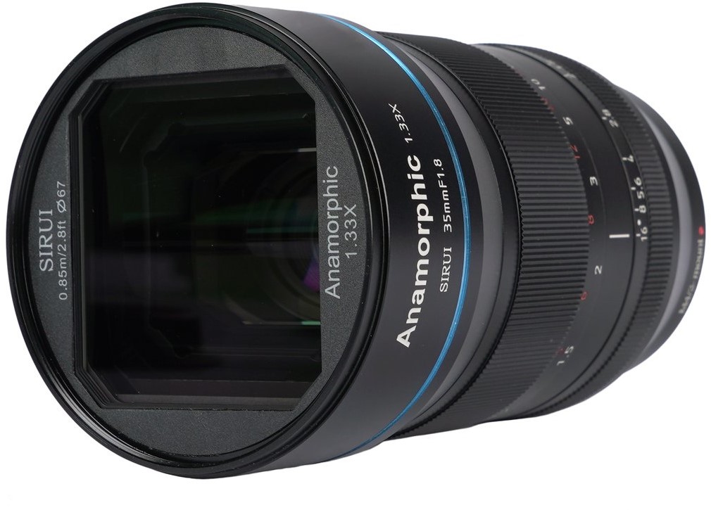 ♪新品♪SIRUI 35mm F1.8 Anamorphic レンズ☆おまけ付 Sirui 35mm F1.8 Anamorphic Lens 1.33X (MFT-mount) Foto de Vakman