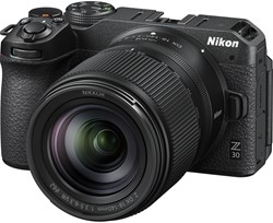 Nikon Kit Z30 + 18-140 Zwart