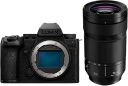 Panasonic Lumix S5IIX + LUMIX S 70-300mm F4.5-5.6 MACRO O.I.S.