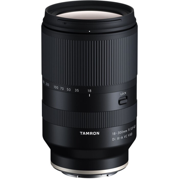 Tamron 18-300mm F/3.5-6.3 Di III-A VC VXD voor Fujifilm X en Sony E